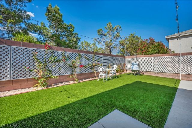 7624 Golden Lantern Court, Las Vegas, NV 89139
