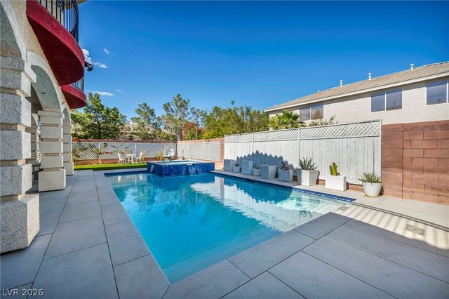 7624 Golden Lantern Court, Las Vegas, NV 89139