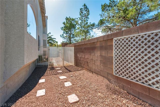 7624 Golden Lantern Court, Las Vegas, NV 89139