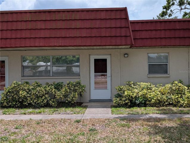 5870 38TH AVENUE N 40, St Petersburg, FL 33710