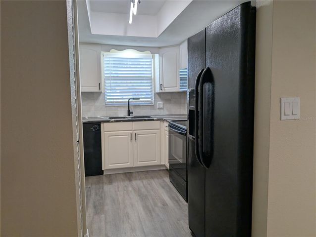 5870 38TH AVENUE N 40, St Petersburg, FL 33710