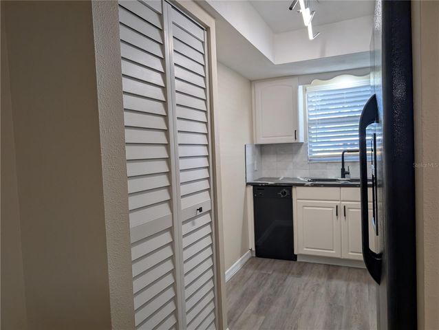 5870 38TH AVENUE N 40, St Petersburg, FL 33710