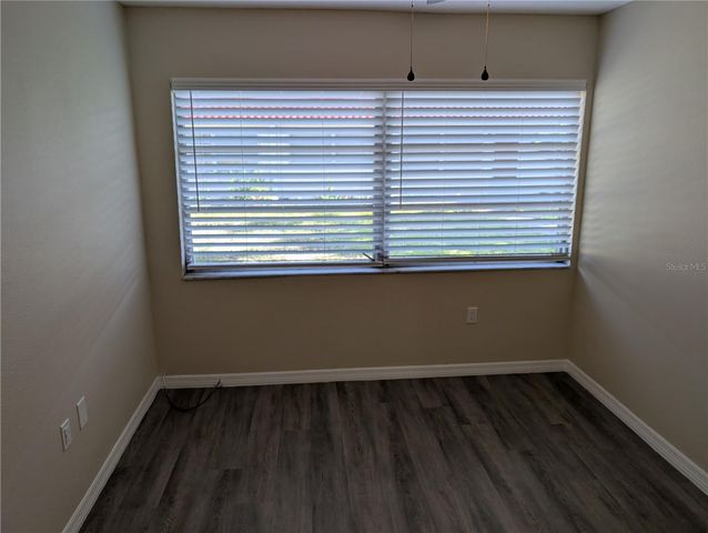 5870 38TH AVENUE N 40, St Petersburg, FL 33710