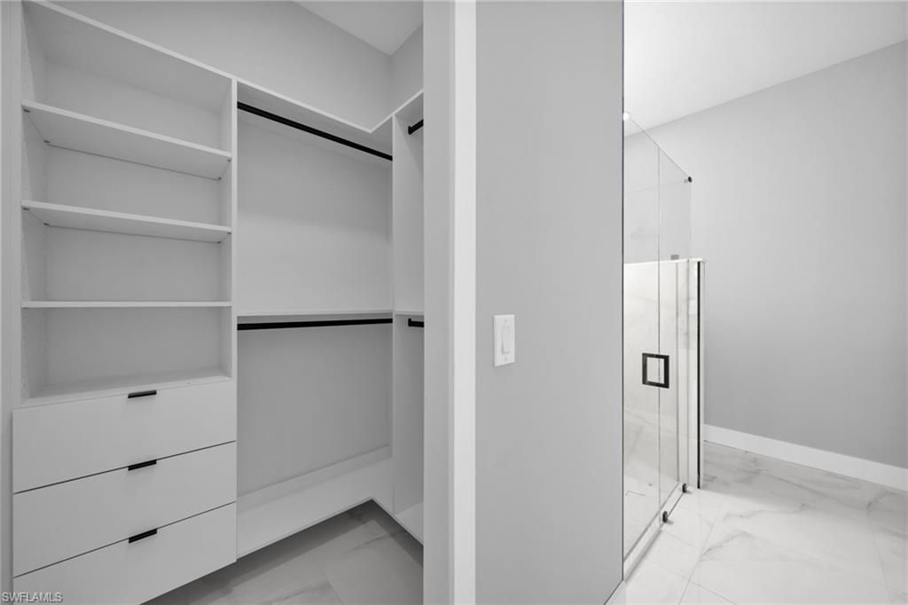 Image 20 of property listing at 1225 NE 5th PL, Cape Coral, FL 33909