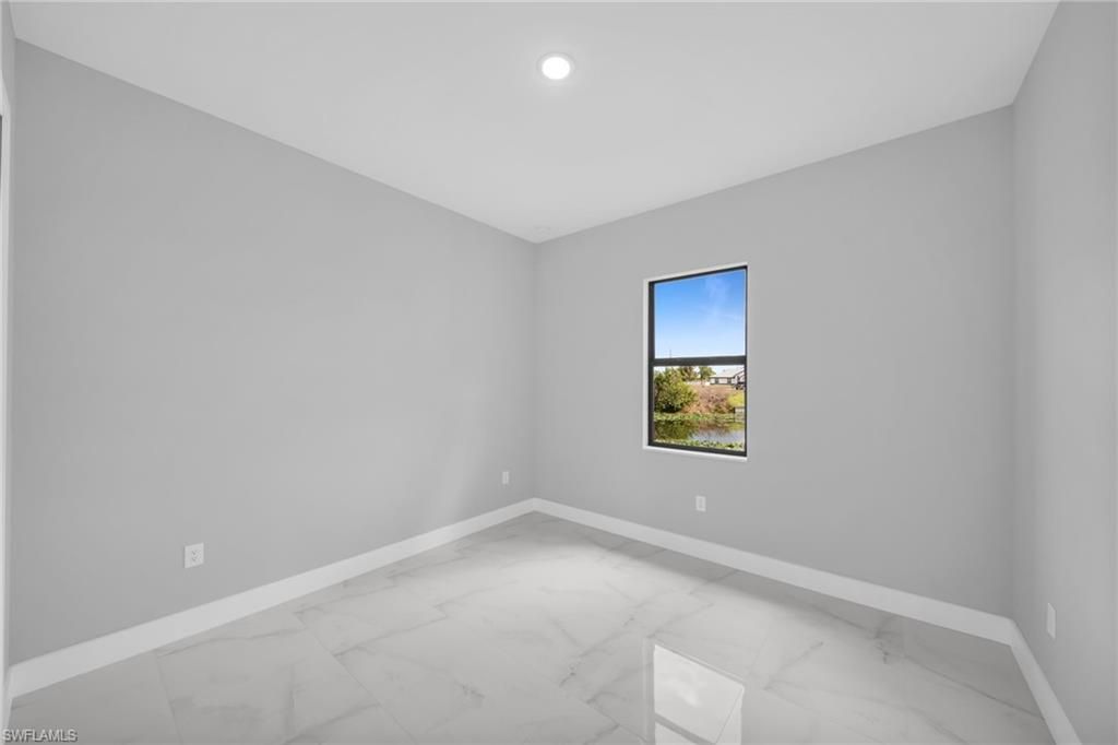 Image 31 of property listing at 1225 NE 5th PL, Cape Coral, FL 33909