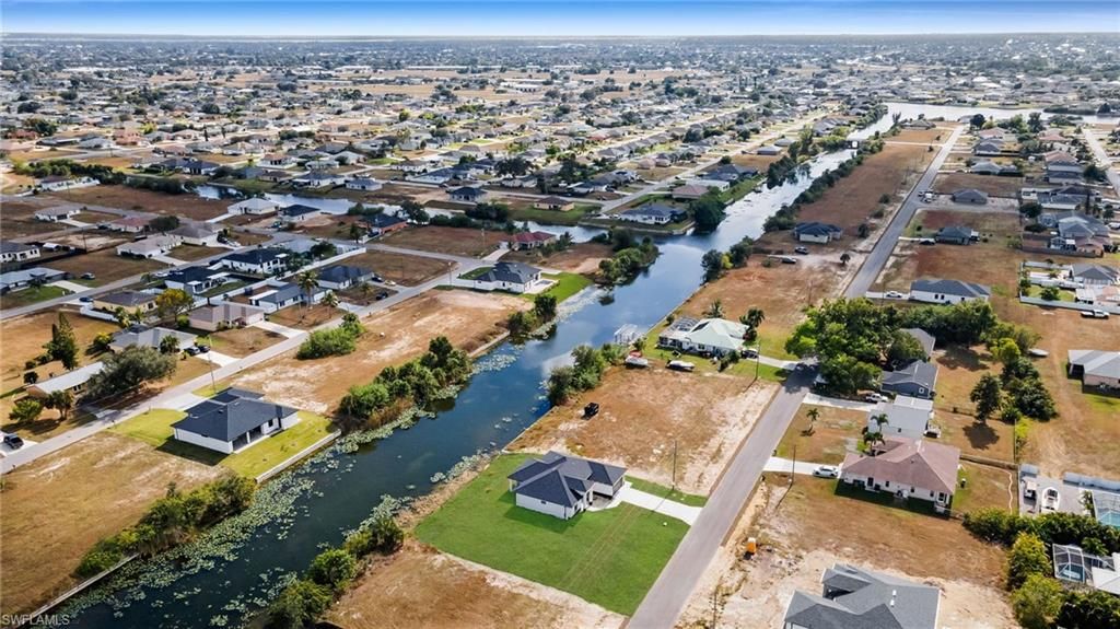 Image 42 of property listing at 1225 NE 5th PL, Cape Coral, FL 33909