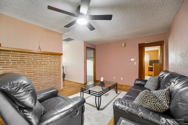 4523 S 12th Street, Tacoma, WA 98405