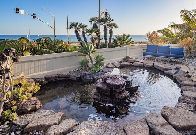 5390 Carlsbad Boulevard, Carlsbad, CA 92008