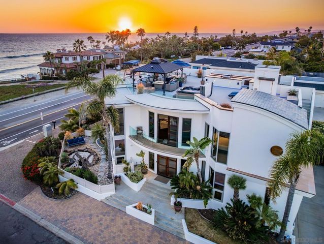 5390 Carlsbad Boulevard, Carlsbad, CA 92008