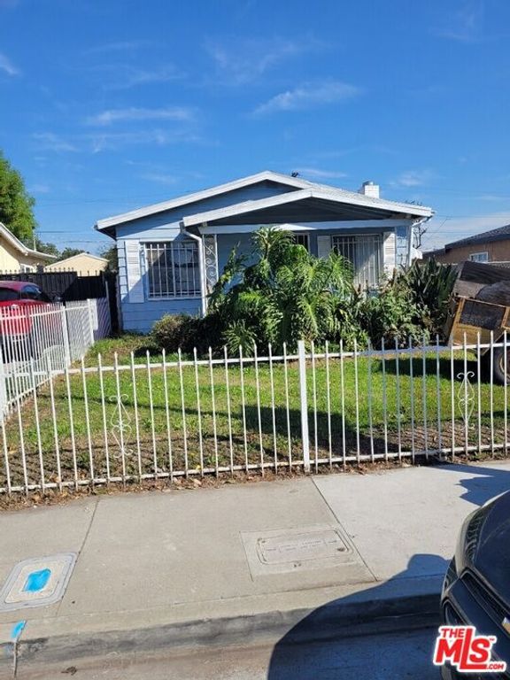 315 W 120th Street, Los Angeles, CA 90061