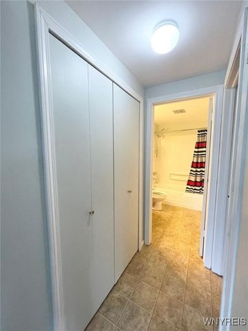 110 Charter Oaks Drive 3, Amherst, NY 14228