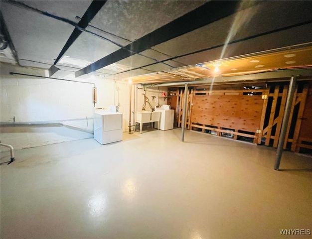 110 Charter Oaks Drive 3, Amherst, NY 14228