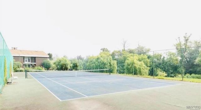 110 Charter Oaks Drive 3, Amherst, NY 14228