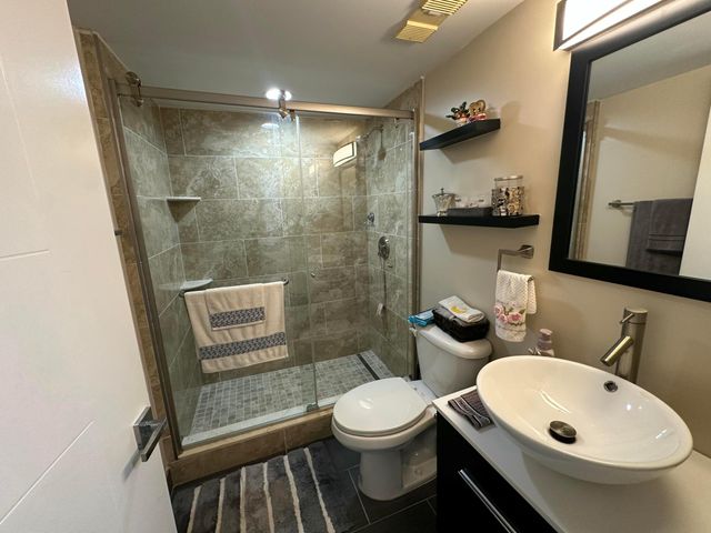 3178 Via Poinciana 307, Greenacres, FL 33467