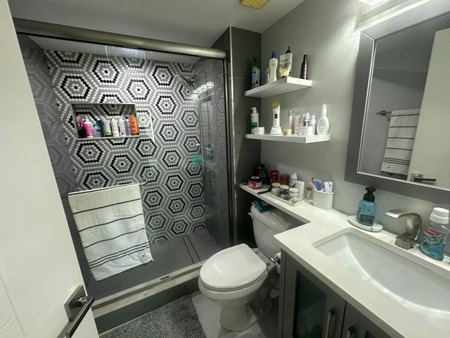 3178 Via Poinciana 307, Greenacres, FL 33467