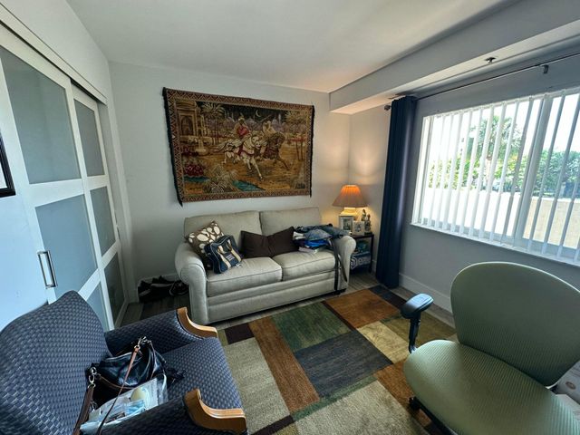 3178 Via Poinciana 307, Greenacres, FL 33467