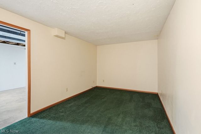 2340 Sandalwood Drive, Twinsburg, OH 44087