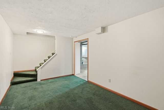 2340 Sandalwood Drive, Twinsburg, OH 44087