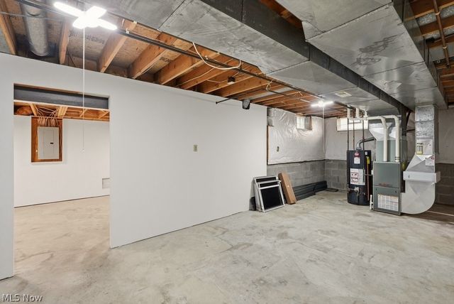 2340 Sandalwood Drive, Twinsburg, OH 44087