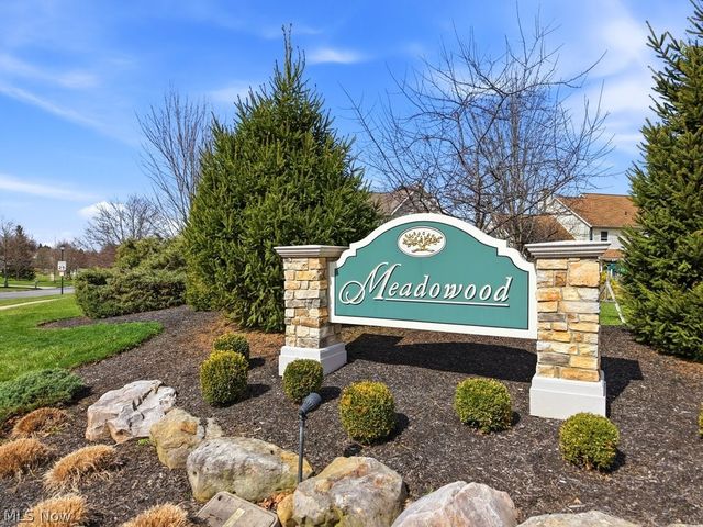 2340 Sandalwood Drive, Twinsburg, OH 44087