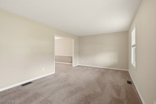 2340 Sandalwood Drive, Twinsburg, OH 44087