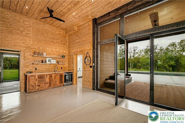 820 Spring Hill Road, Durham Twp, PA 18077