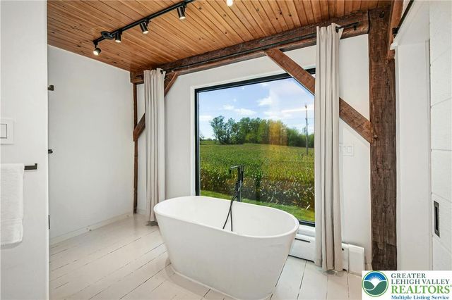 820 Spring Hill Road, Durham Twp, PA 18077