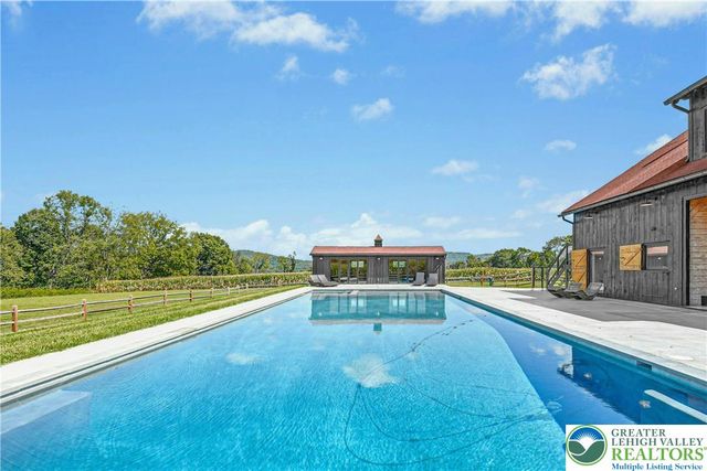 820 Spring Hill Road, Durham Twp, PA 18077