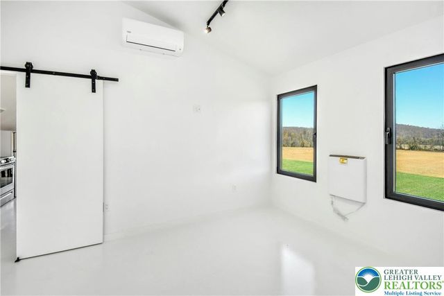 820 Spring Hill Road, Durham Twp, PA 18077