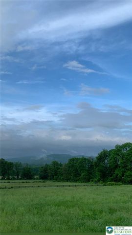 820 Spring Hill Road, Durham Twp, PA 18077