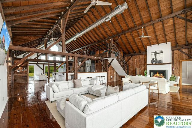 820 Spring Hill Road, Durham Twp, PA 18077