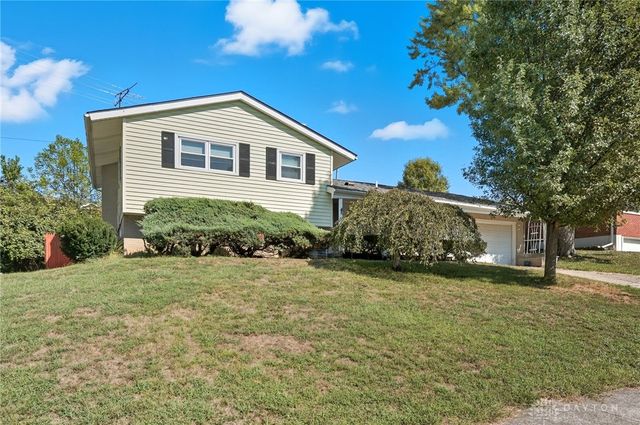 1136 Briarwood Drive, Hamilton, OH 45013