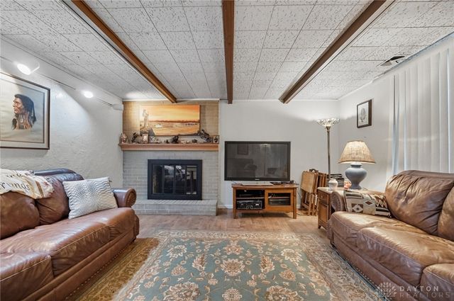 1136 Briarwood Drive, Hamilton, OH 45013