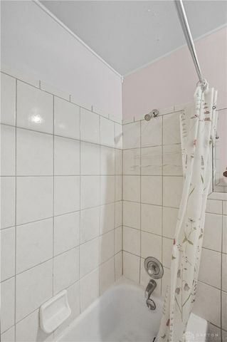 1136 Briarwood Drive, Hamilton, OH 45013