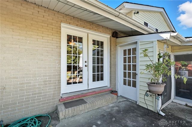 1136 Briarwood Drive, Hamilton, OH 45013