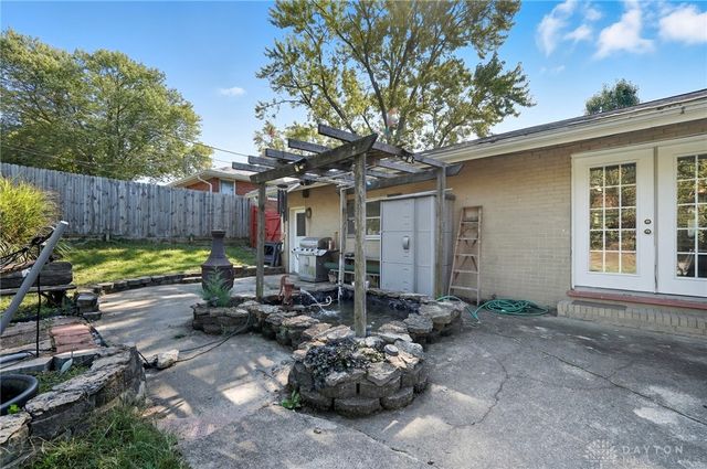 1136 Briarwood Drive, Hamilton, OH 45013