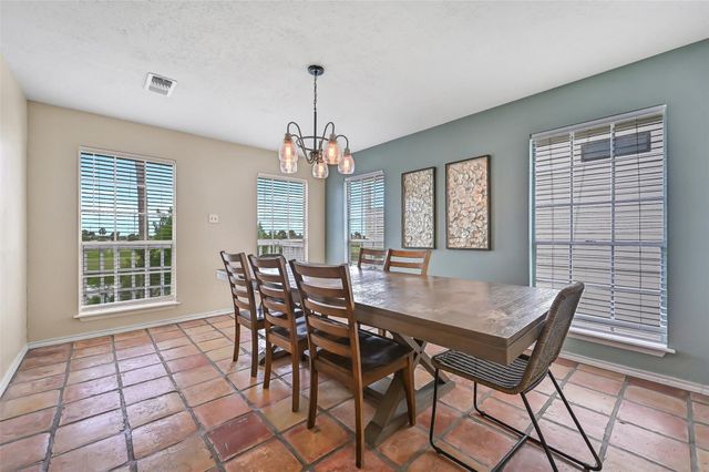 14005 Grambo Boulevard, Galveston, TX 77554