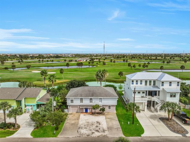14005 Grambo Boulevard, Galveston, TX 77554