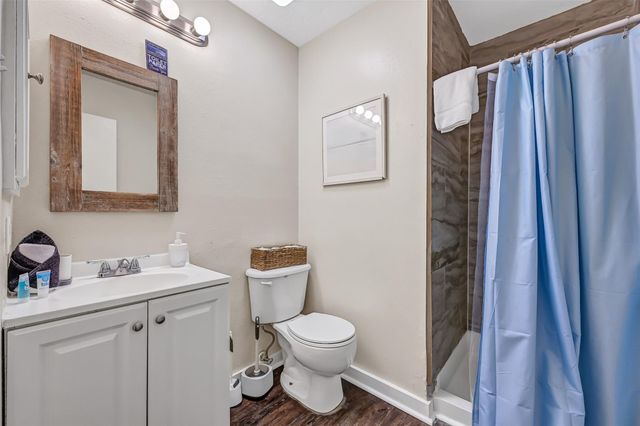 14005 Grambo Boulevard, Galveston, TX 77554