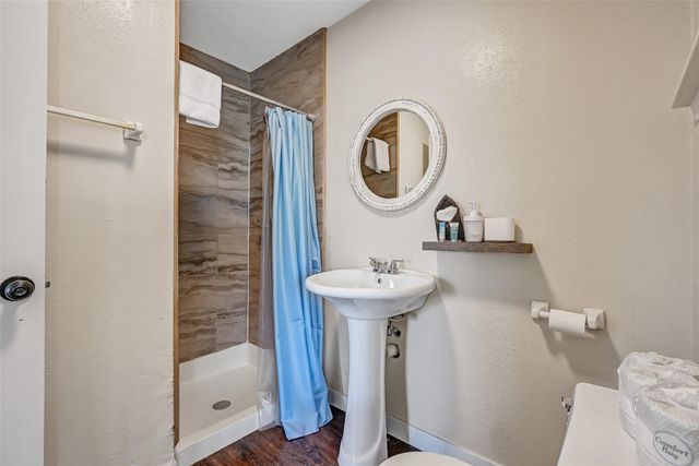 14005 Grambo Boulevard, Galveston, TX 77554