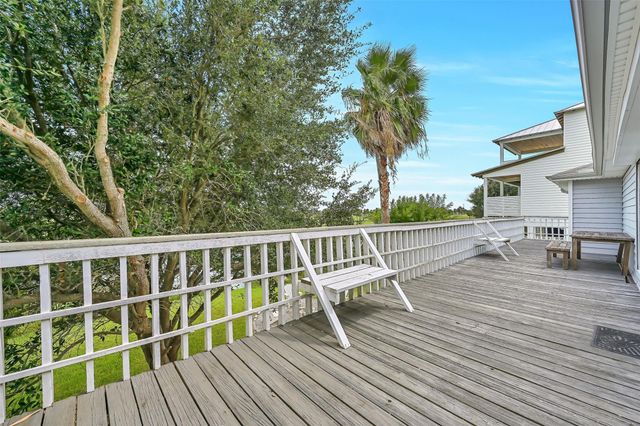 14005 Grambo Boulevard, Galveston, TX 77554