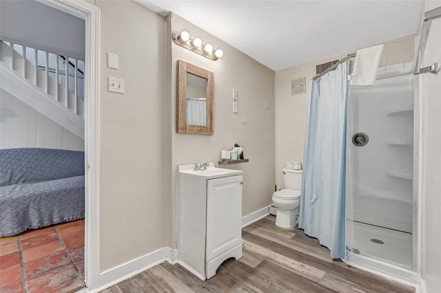14005 Grambo Boulevard, Galveston, TX 77554