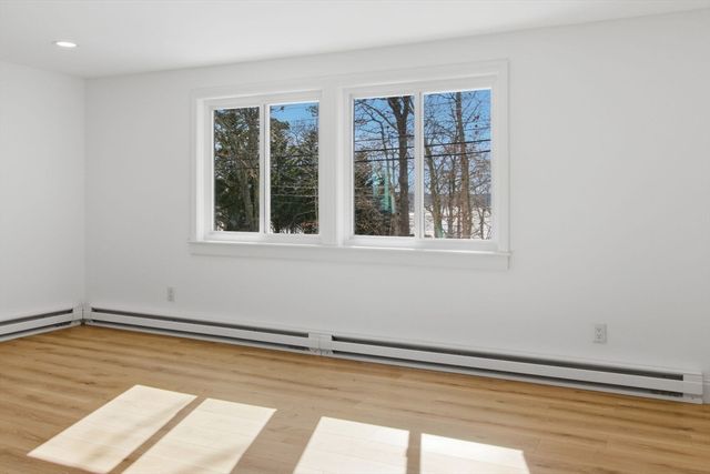 185 Wheeler Rd, Mashpee, MA 02649