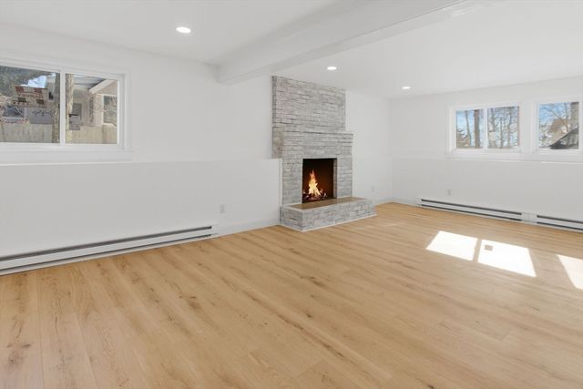 185 Wheeler Rd, Mashpee, MA 02649