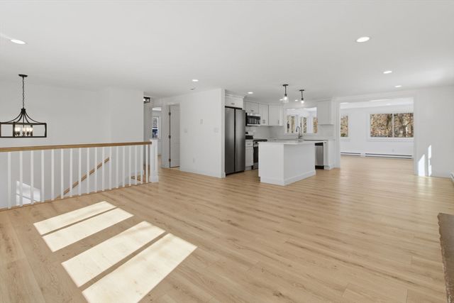 185 Wheeler Rd, Mashpee, MA 02649