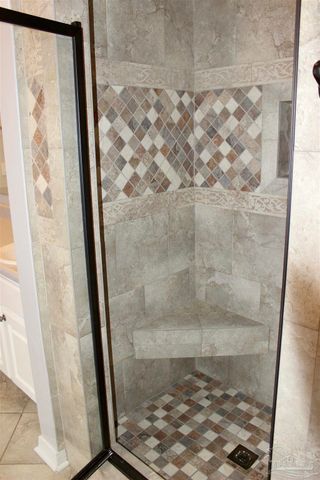 625 Downhaul Dr, Pensacola, FL 32507