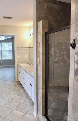 625 Downhaul Dr, Pensacola, FL 32507