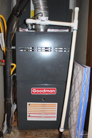 625 Downhaul Dr, Pensacola, FL 32507