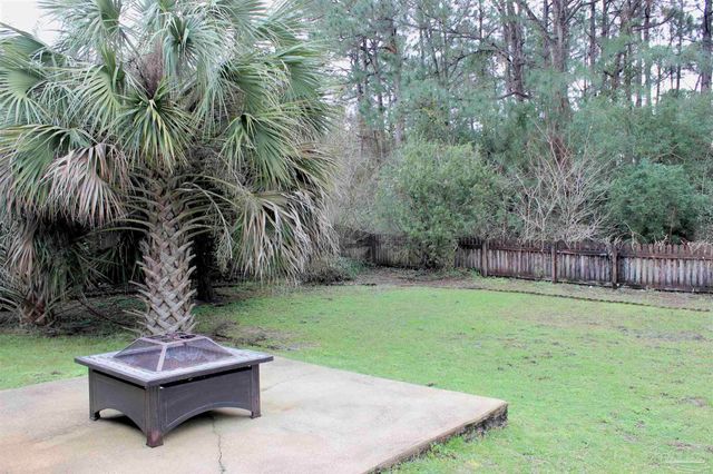 625 Downhaul Dr, Pensacola, FL 32507