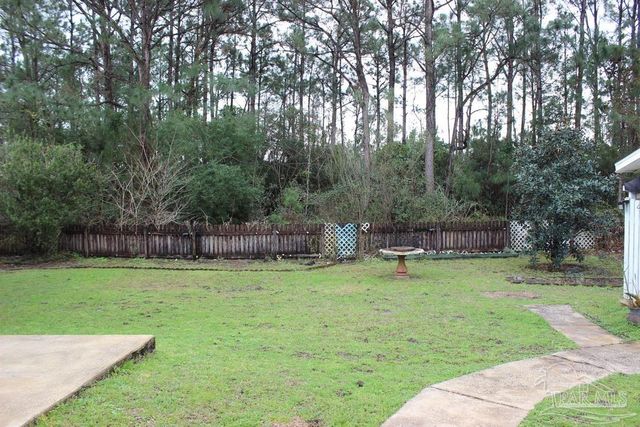 625 Downhaul Dr, Pensacola, FL 32507